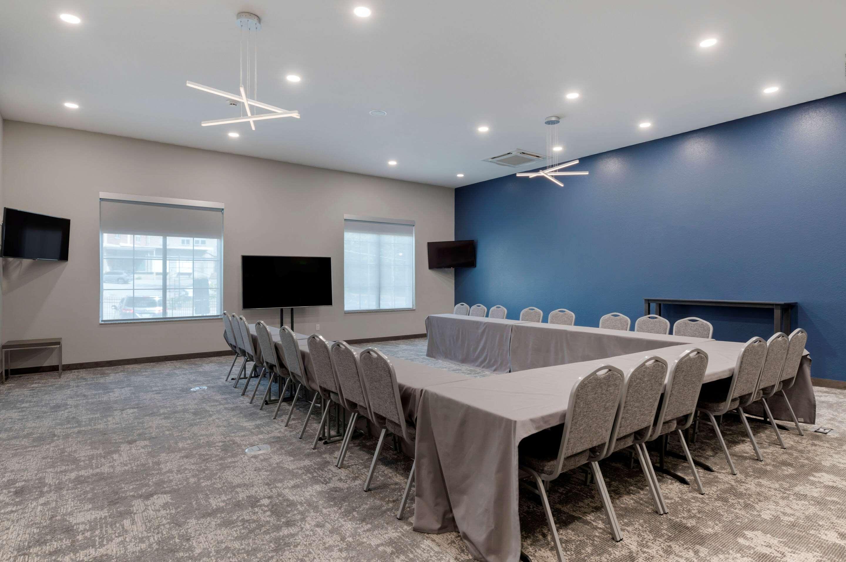 Mainstay Suites Cincinnati University - Uptown Ngoại thất bức ảnh