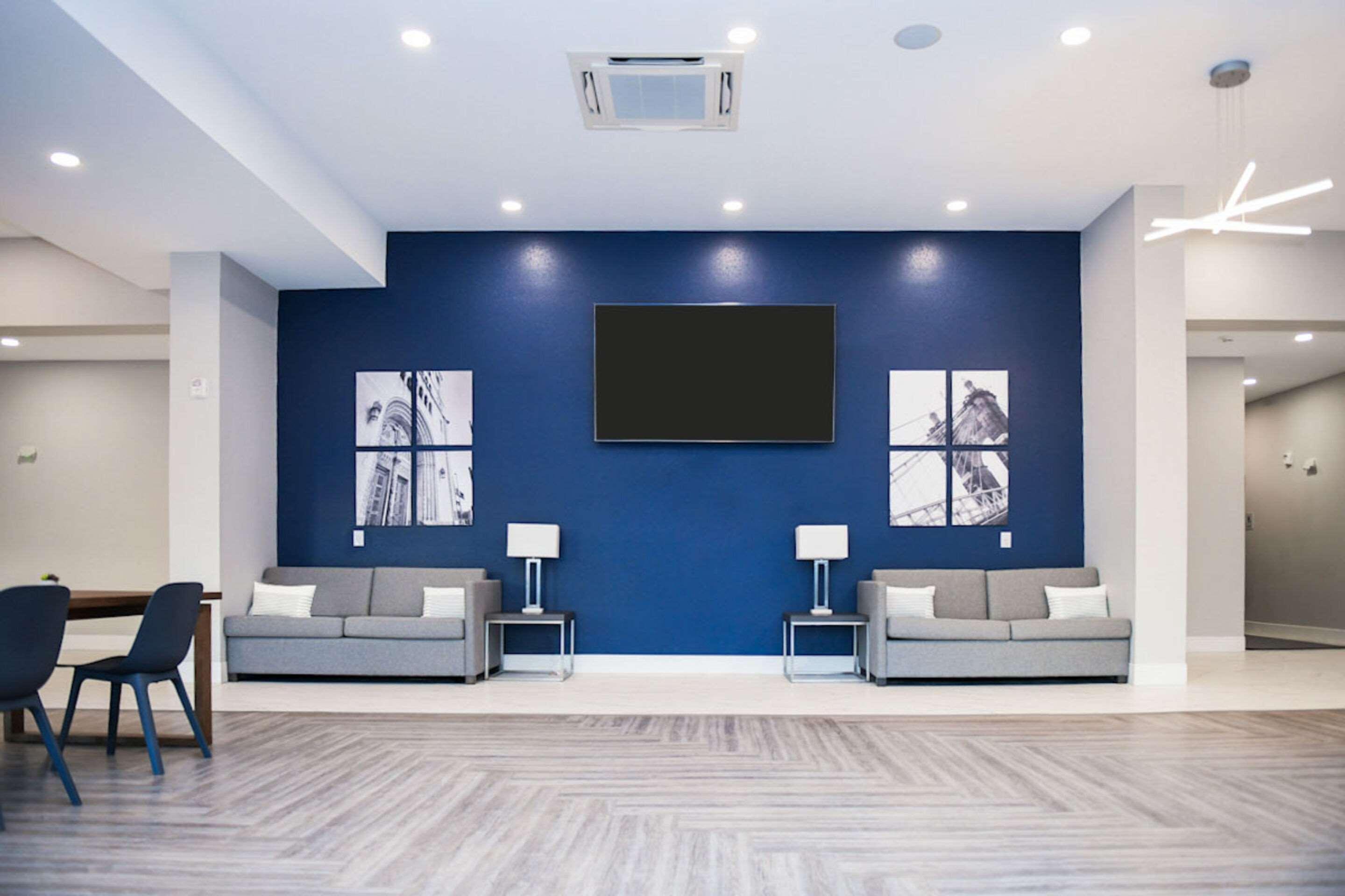 Mainstay Suites Cincinnati University - Uptown Ngoại thất bức ảnh